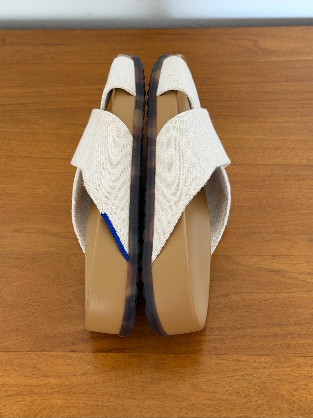 ✨Rothy's Weekend Slide Sandals in Oat 8 / New✨ - Picture 9 of 11
